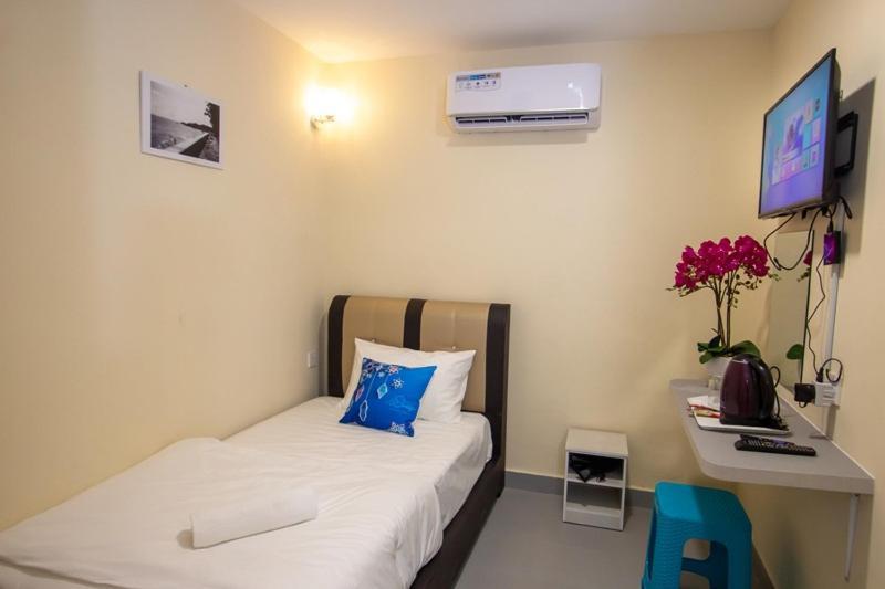 Southern Tip Hotel Pontian Kecil Ngoại thất bức ảnh